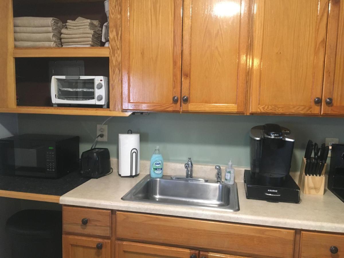 Home Away From Home, Recently Renovated North Troy المظهر الخارجي الصورة