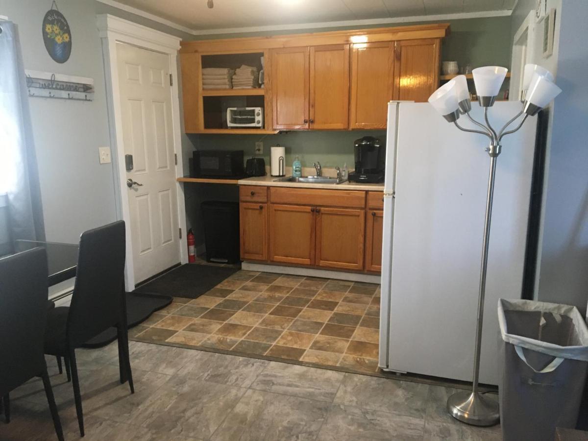 Home Away From Home, Recently Renovated North Troy المظهر الخارجي الصورة