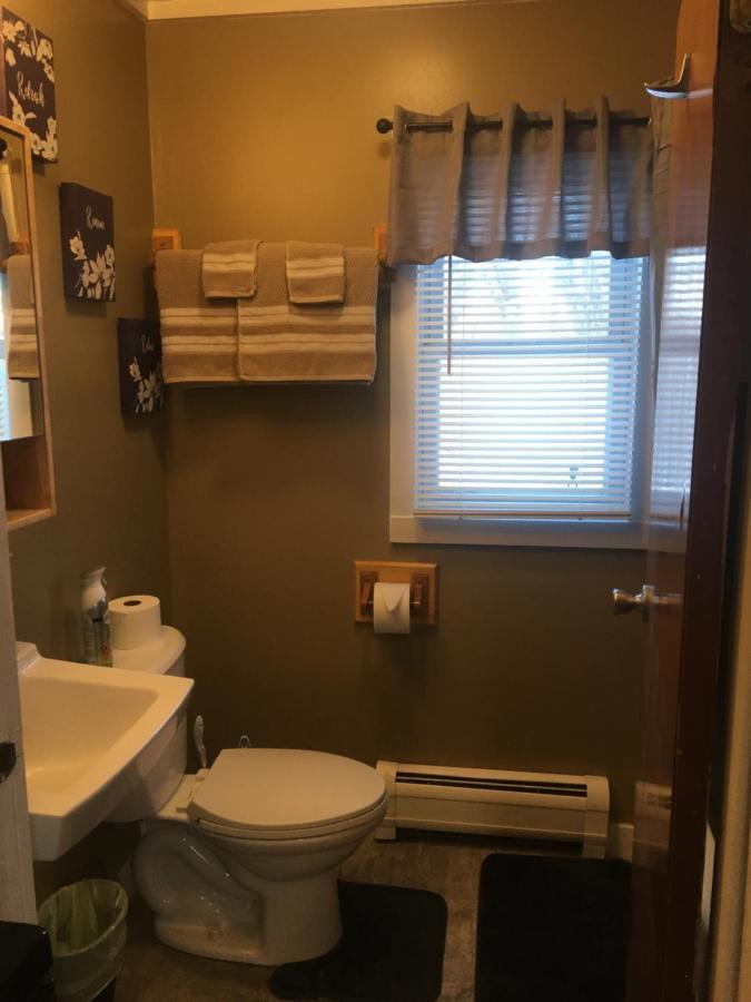 Home Away From Home, Recently Renovated North Troy المظهر الخارجي الصورة