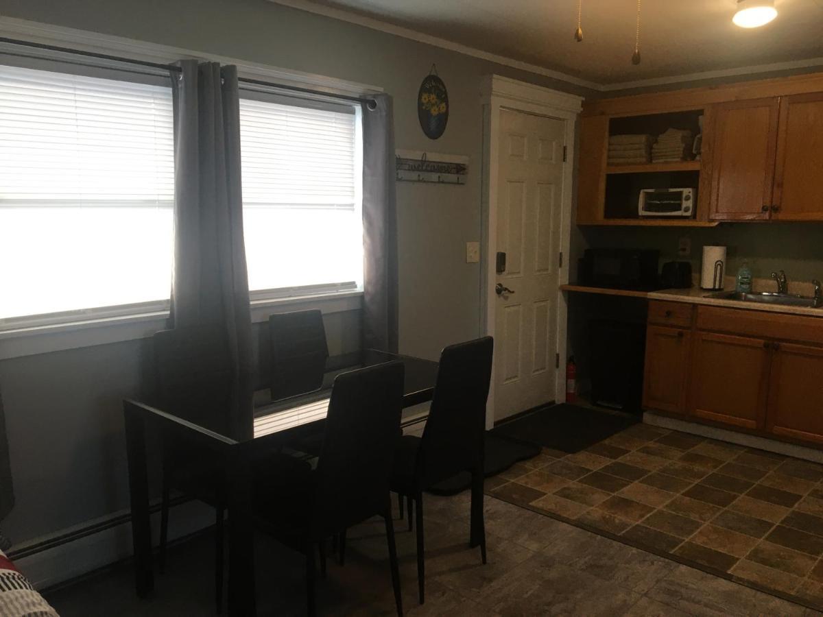 Home Away From Home, Recently Renovated North Troy المظهر الخارجي الصورة